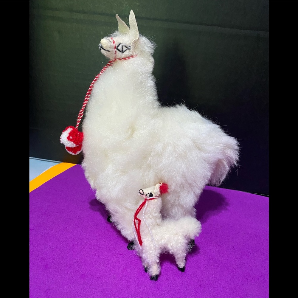 LLAMA & BABY LlLAMA VINTAGE Handmade 100% Alpaca Fiber Posable 10”